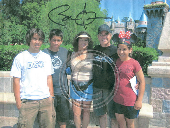 family_disneyland_orig